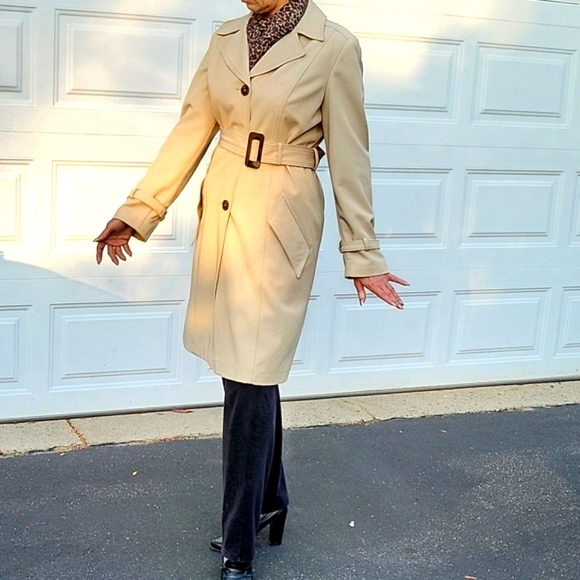 Jones New York TrenchCoat, Cream/Beige, Belted, Pockets, 10/12 - Picture 11 of 17